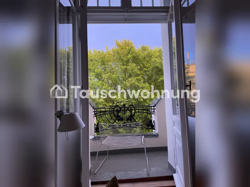 Tauschwohnung: 2 Zimmer Altbau XBerg  2-3 Zimmer im Umkreis — photo 1